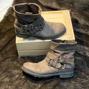 Chocolate brown, butter leather booties w/ zip